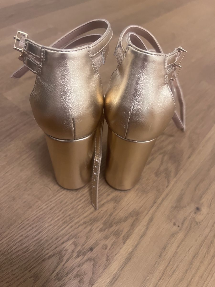 Damenschuhe: Goldene High heels 38 – Gebraucht aus Root von Fashionhomeandmore 5