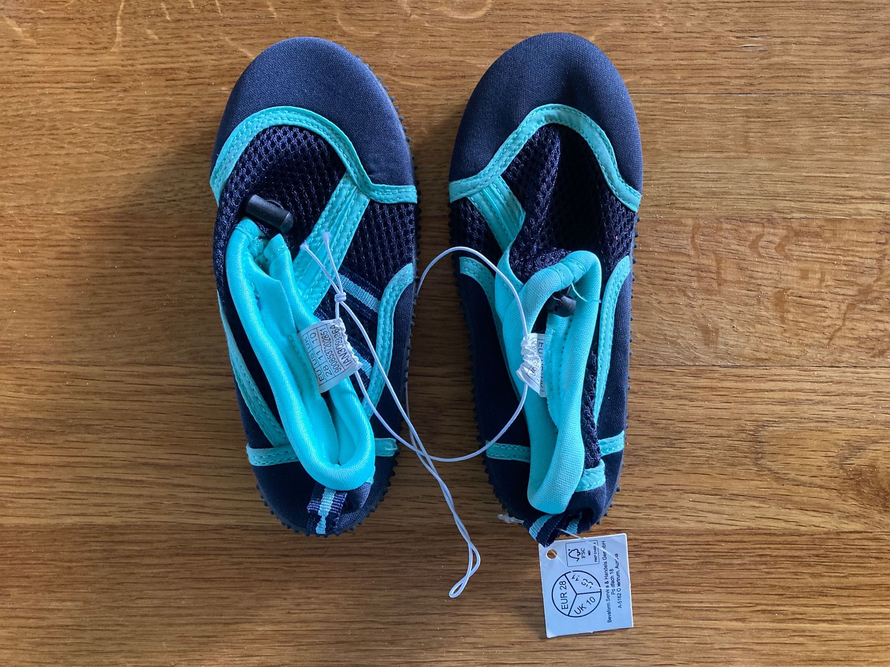 Chaussures garçon: neue Badeschuhe, Gr. 28 – D'occasion à Aetingen par Nadinsky 3