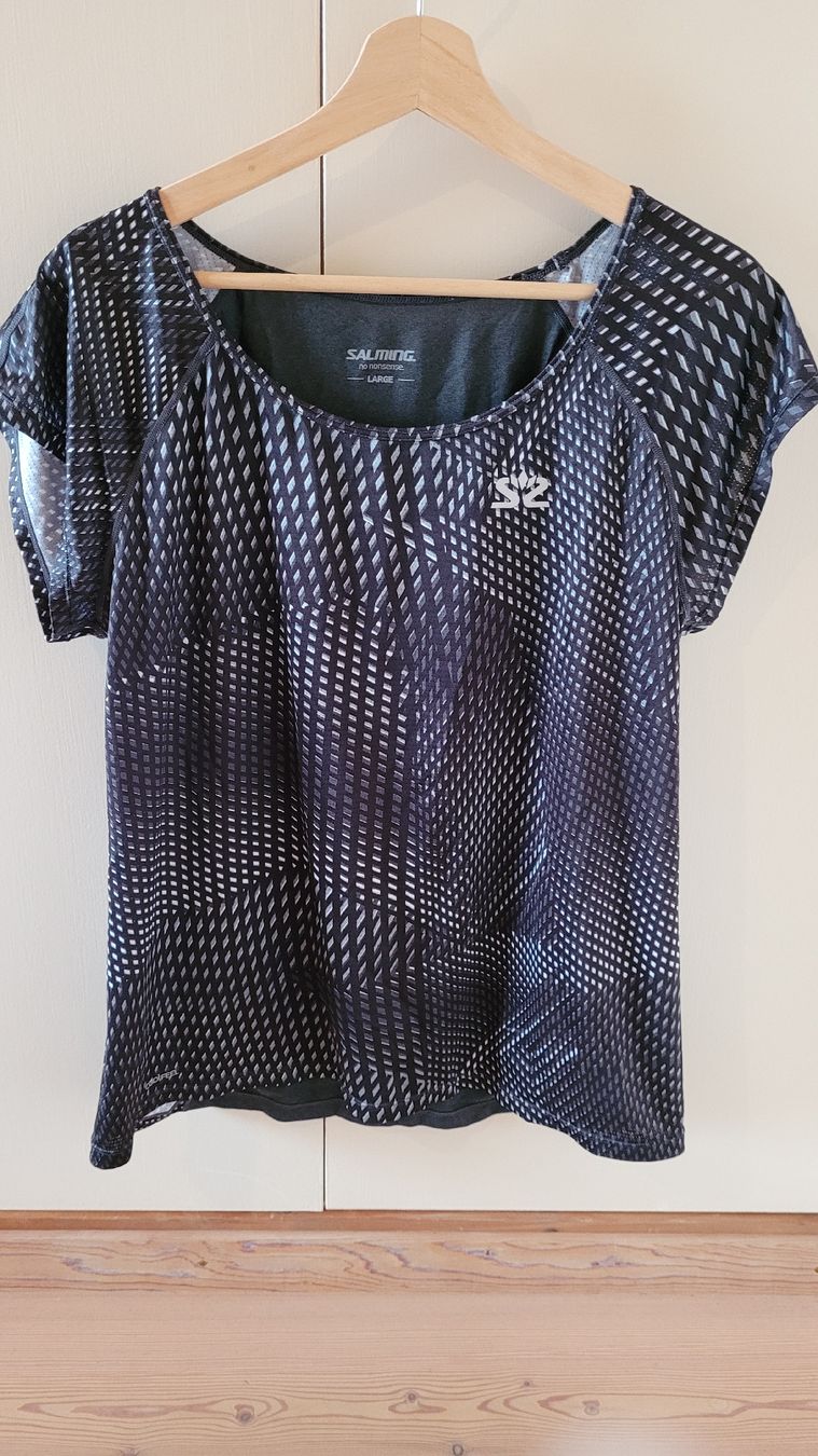 T-Shirts: Salming Sport-Shirt – Gebraucht aus Effretikon von FoFo182