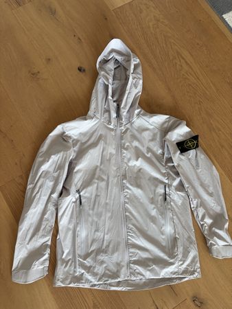 Stone Island Kapuzenjacke hellgrau Grösse M guter Zustand