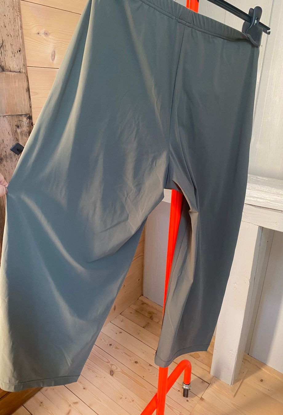 Oska Pantalons: Oska lässige Stoffhose – D'occasion à Dreien par pontius-pilatus 3