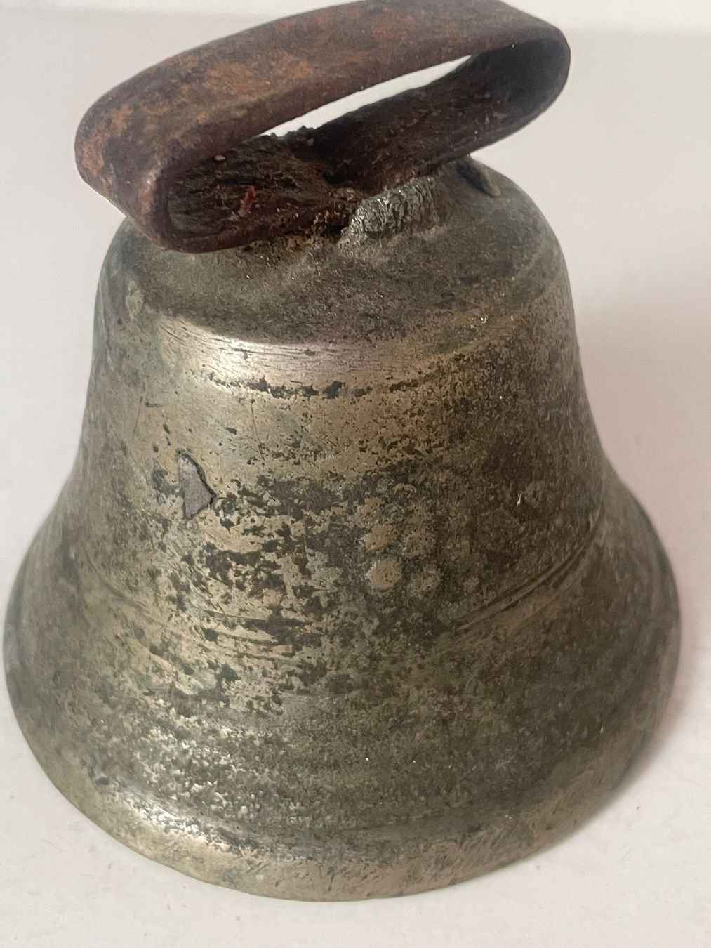 Glocken & Treicheln: Antike Glocke CH – Gebraucht aus Minusio von Pink222 1