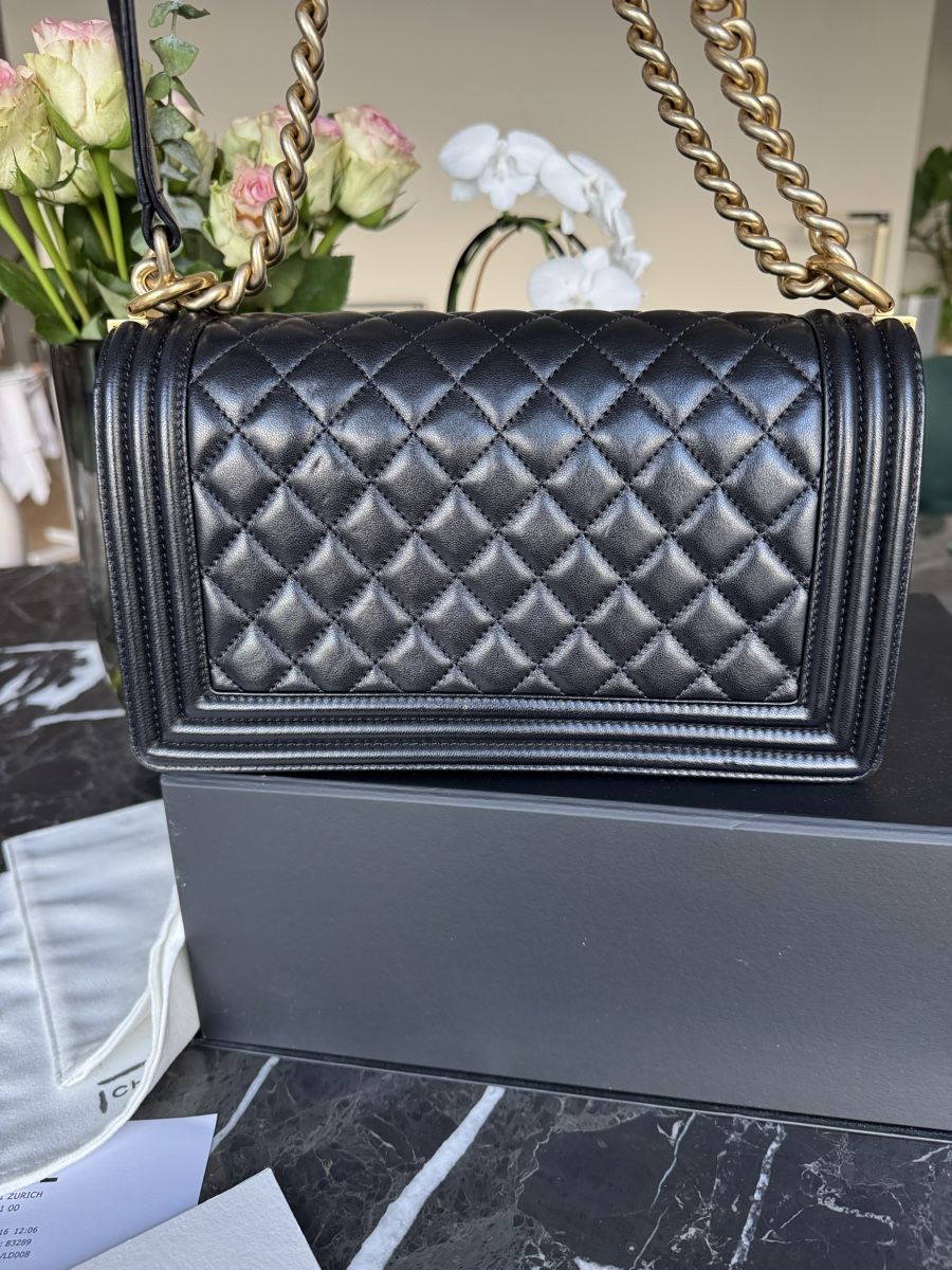 Chanel Borse da donna: CHANEL BOY Old Medium – Usato da Thalwil venduto da 28rainbow 1