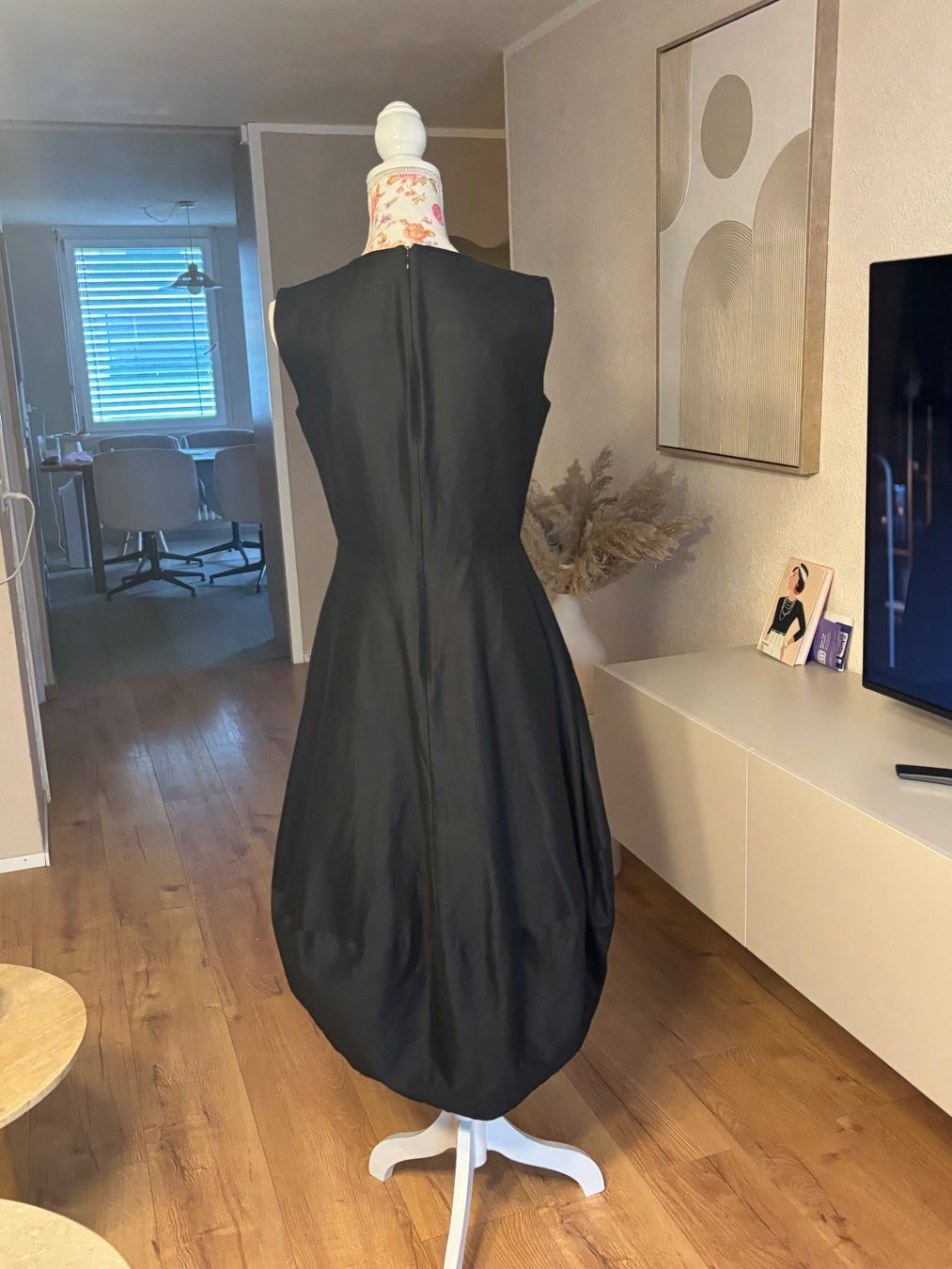 Cos Vestiti: COS Ballonkleid Baumwolle/Seide – Usato da St. Margrethen SG venduto da dijanaO 5