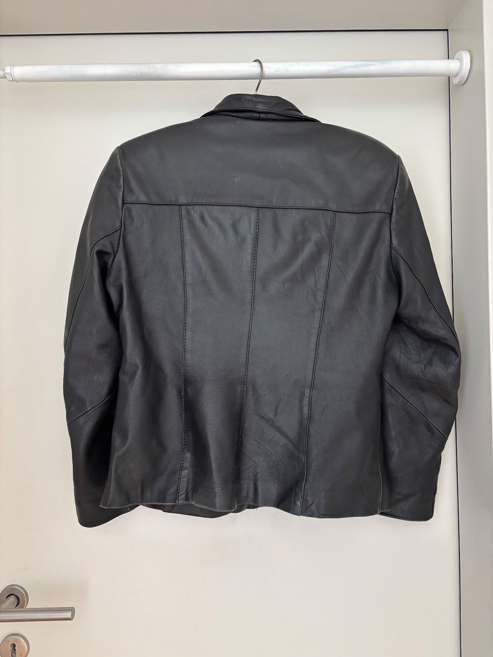 Giacche: Jacke,  echt Leder,  schwarz, Grösse 38-40 – Usato da Stein AR venduto da EvaL056 1