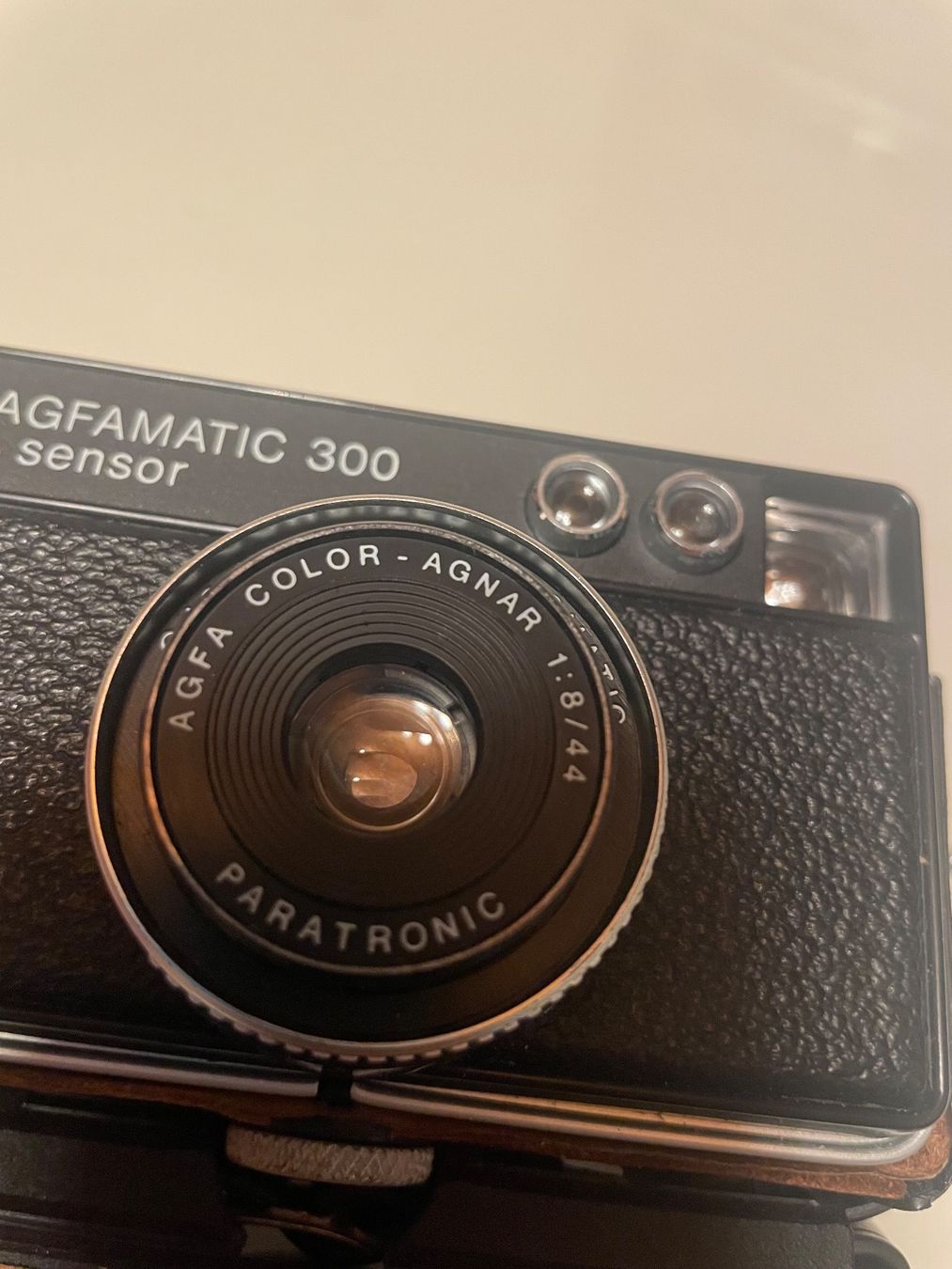 Agfa Fotocamera: Agfamatic 300 sensor analog 35mm  kamera – Usato da Embrach venduto da xenovolcano 1