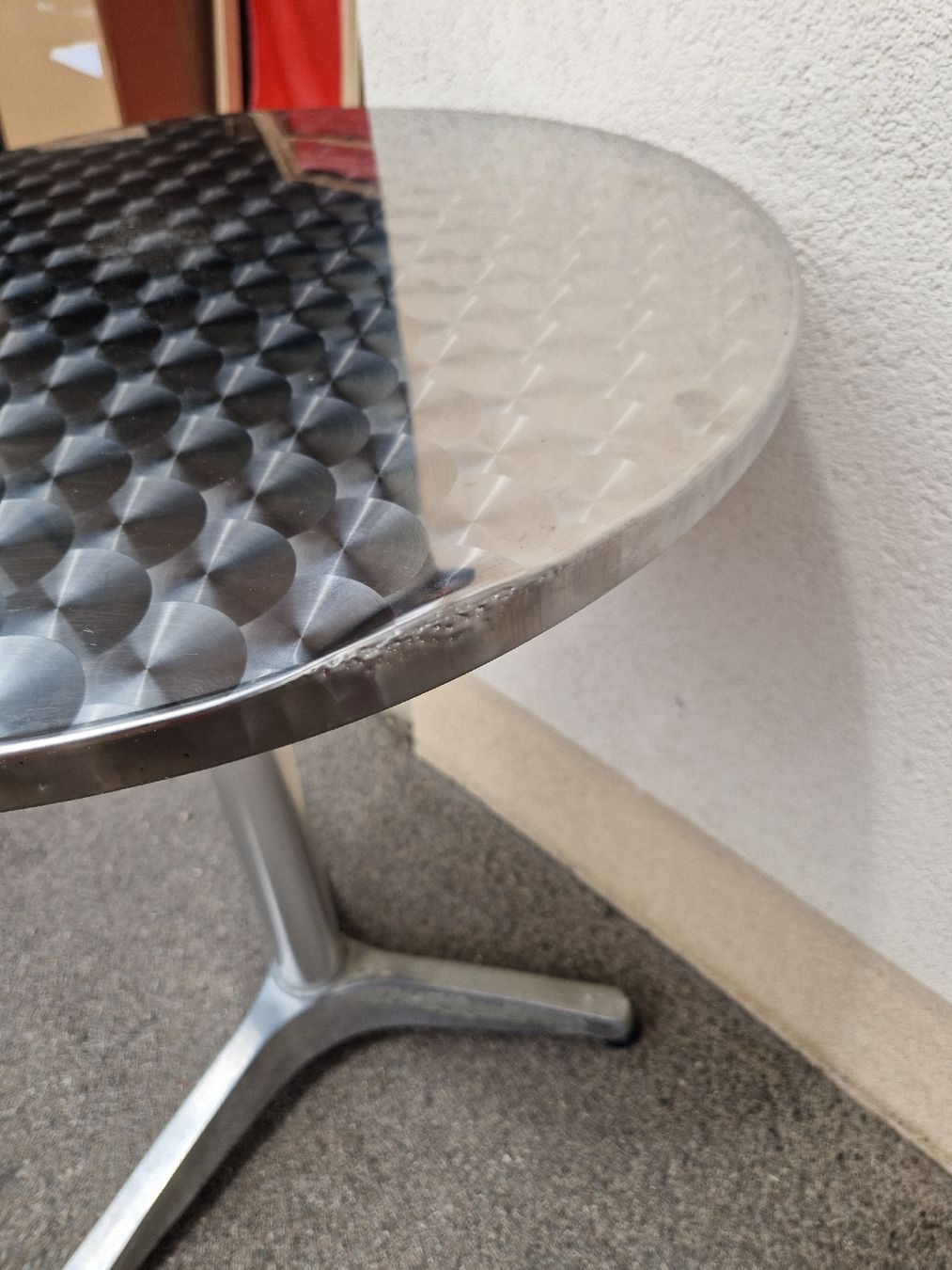 Tavoli: Runder Gartentisch mit Edelstahl-Look, Durchmesser 60cm – Usato da Mörigen venduto da Clio111 6