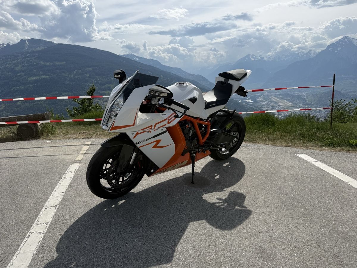KTM Strasse: KTM RC8R – Gebraucht aus Nax von KenworthT2000 3