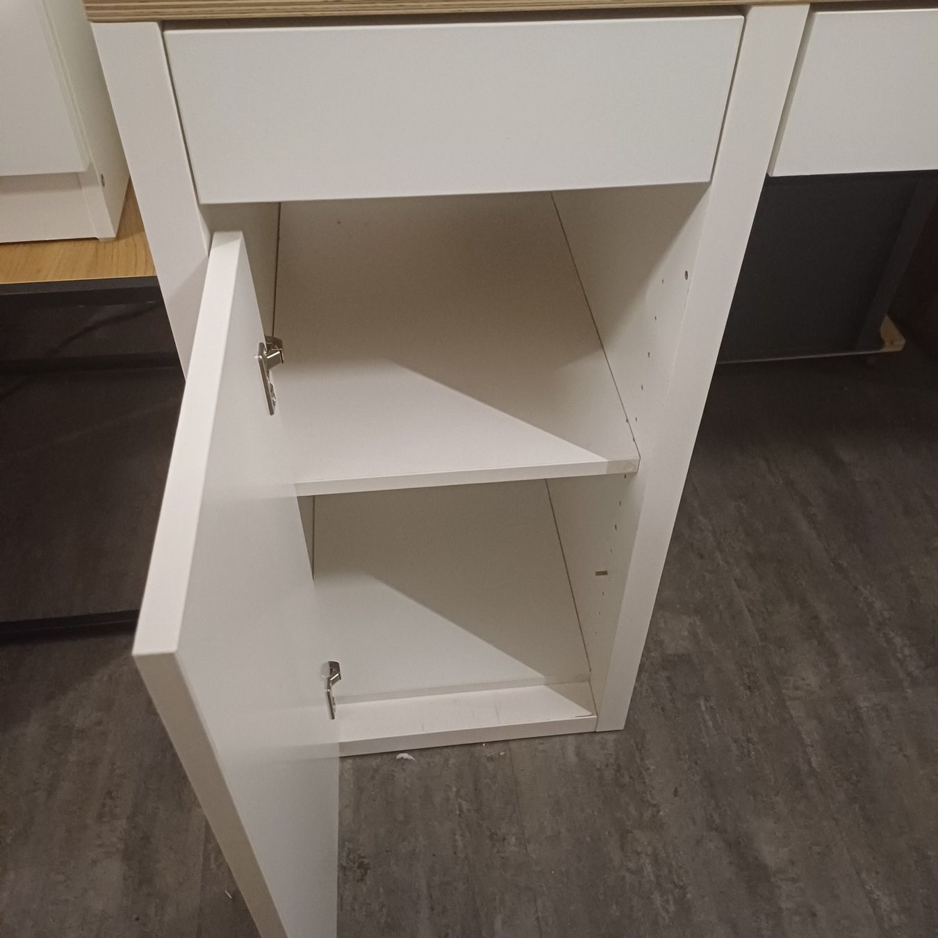 Ikea Schreibtische: Bureau IKEA Mike – Gebraucht aus Villeneuve VD von vog_yc5s 2