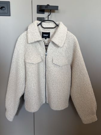 Jacke Only Boucle beige Grösse S