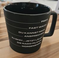 Kaffee- Tasse schwarz / Radio Pilatus