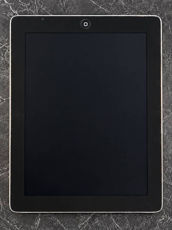 Tablet PC: Apple iPad 4e génération  16 Go  Wi-Fi  9,7 – Usato da Remaufens venduto da shinoda 1
