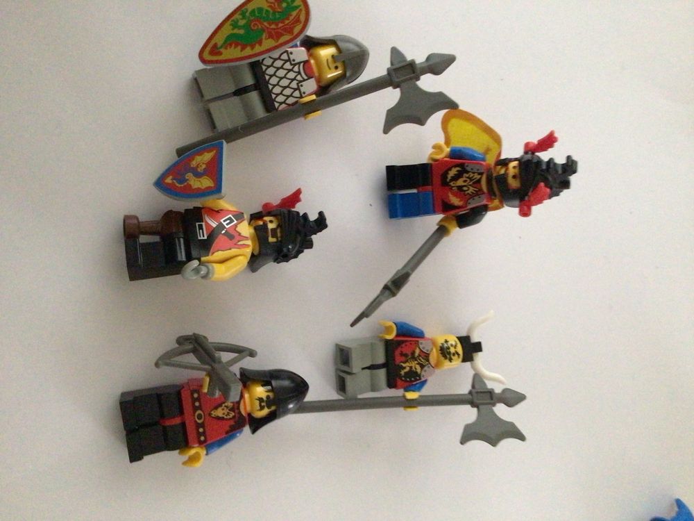 Lego Ritter Figuren 5 Stück (Gebraucht) in Zürich für CHF 20 – mit ...