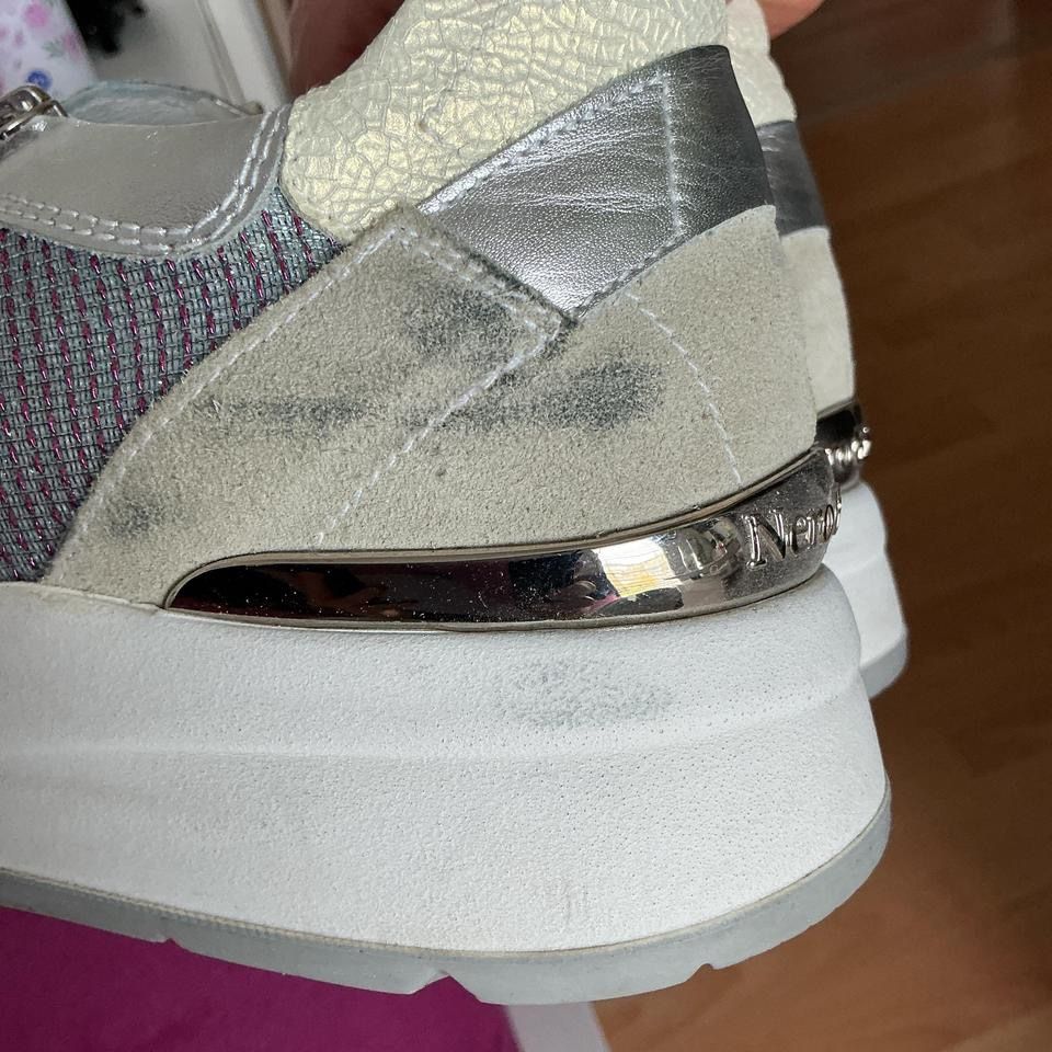 Scarpe da donna: Grey and silver NeroGiardini shoes, size 39 – Usato da Winterthur venduto da hachiscutecloset 6