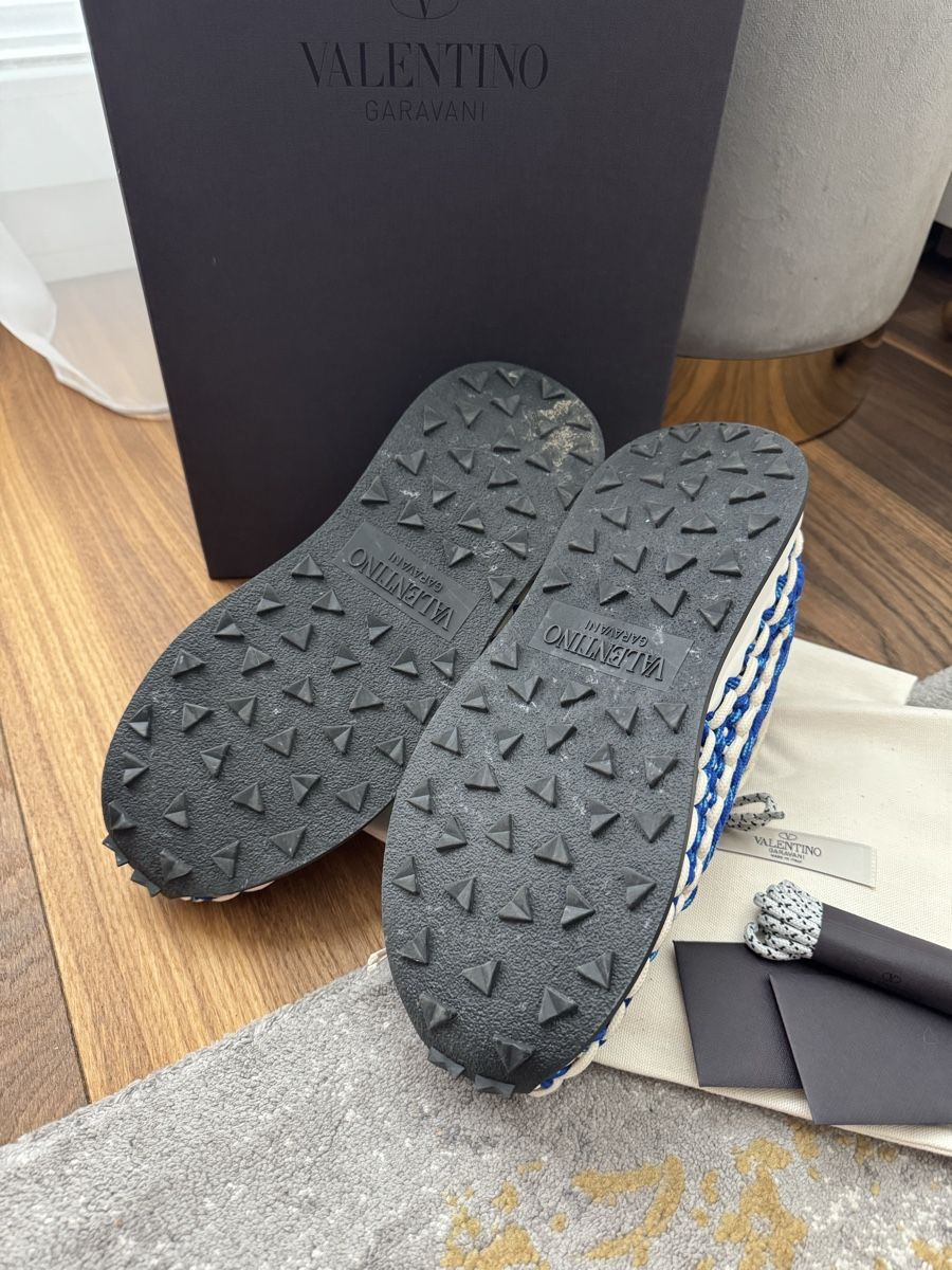 Valentino Scarpe da donna: Valentino Garavani Sneakers 39 – Usato da Weisslingen venduto da MichelleH 1