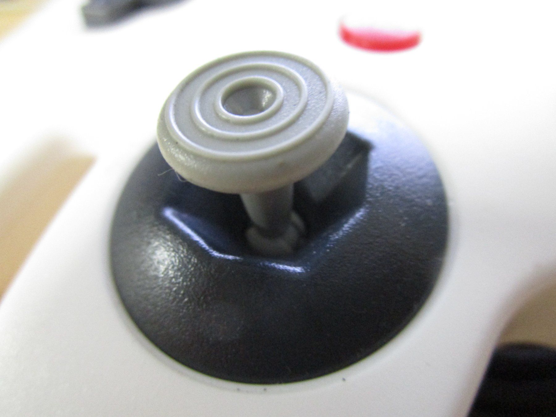 Controller: Nintendo 64 Controller - Farbe Weiss -  Neuware - N64 Joypad – Neu (gemäss Beschreibung) aus Goldau von agestuffer 1