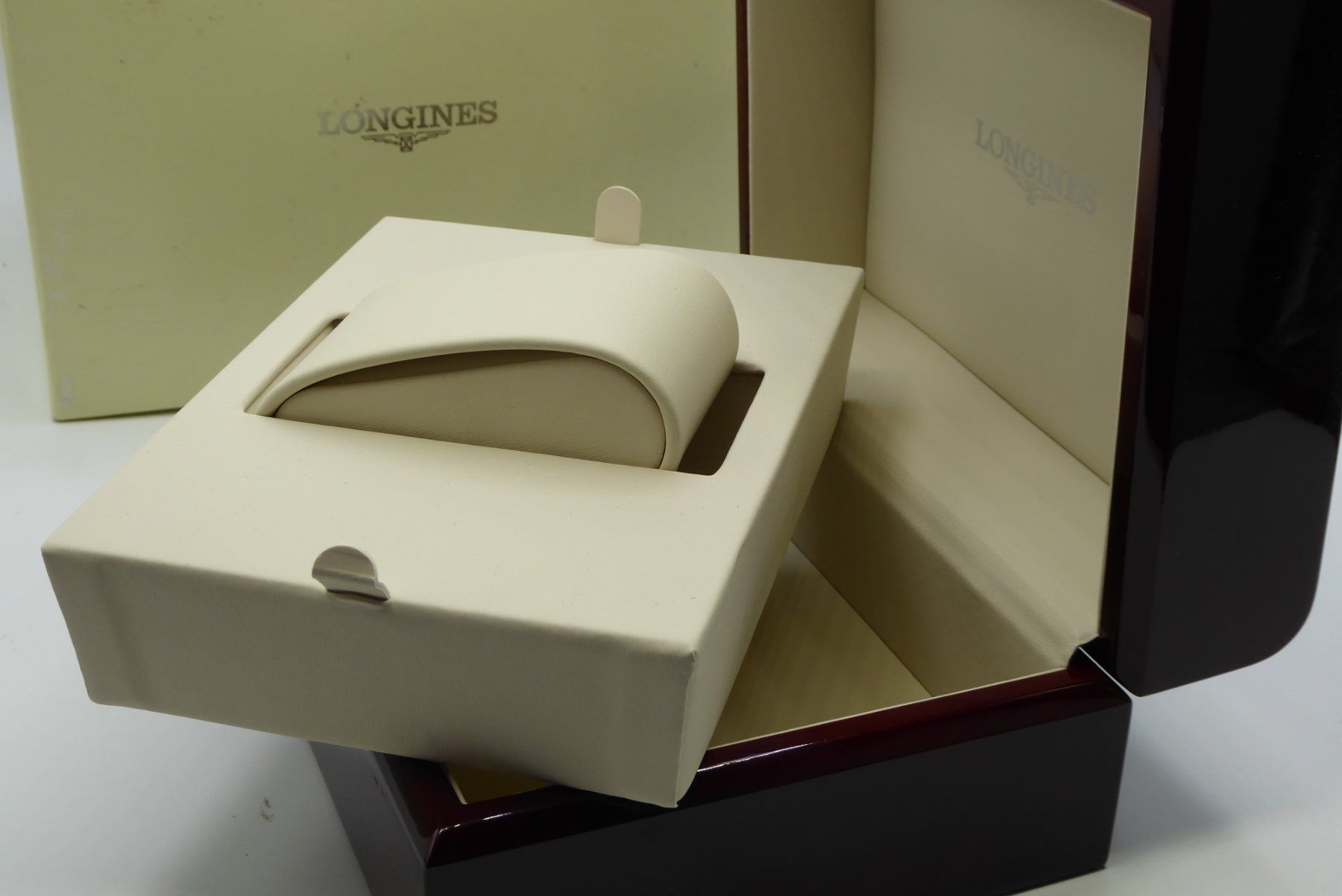 Longines Uhrenboxen: Longines Elegant Automatic Wooden box – Gebraucht aus Geneve von adr_xk6n 2