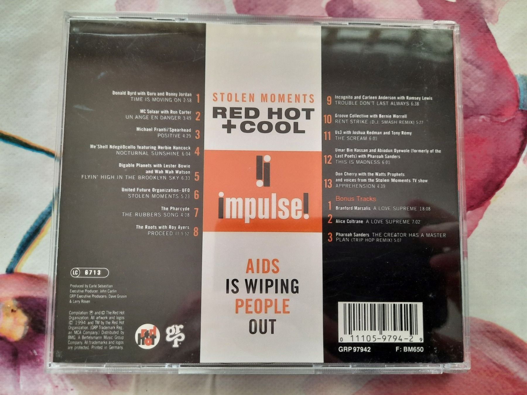 CDs: CD - Stolen moments - Red Hot + Cool – D'occasion à Pully par bro_n52j 2