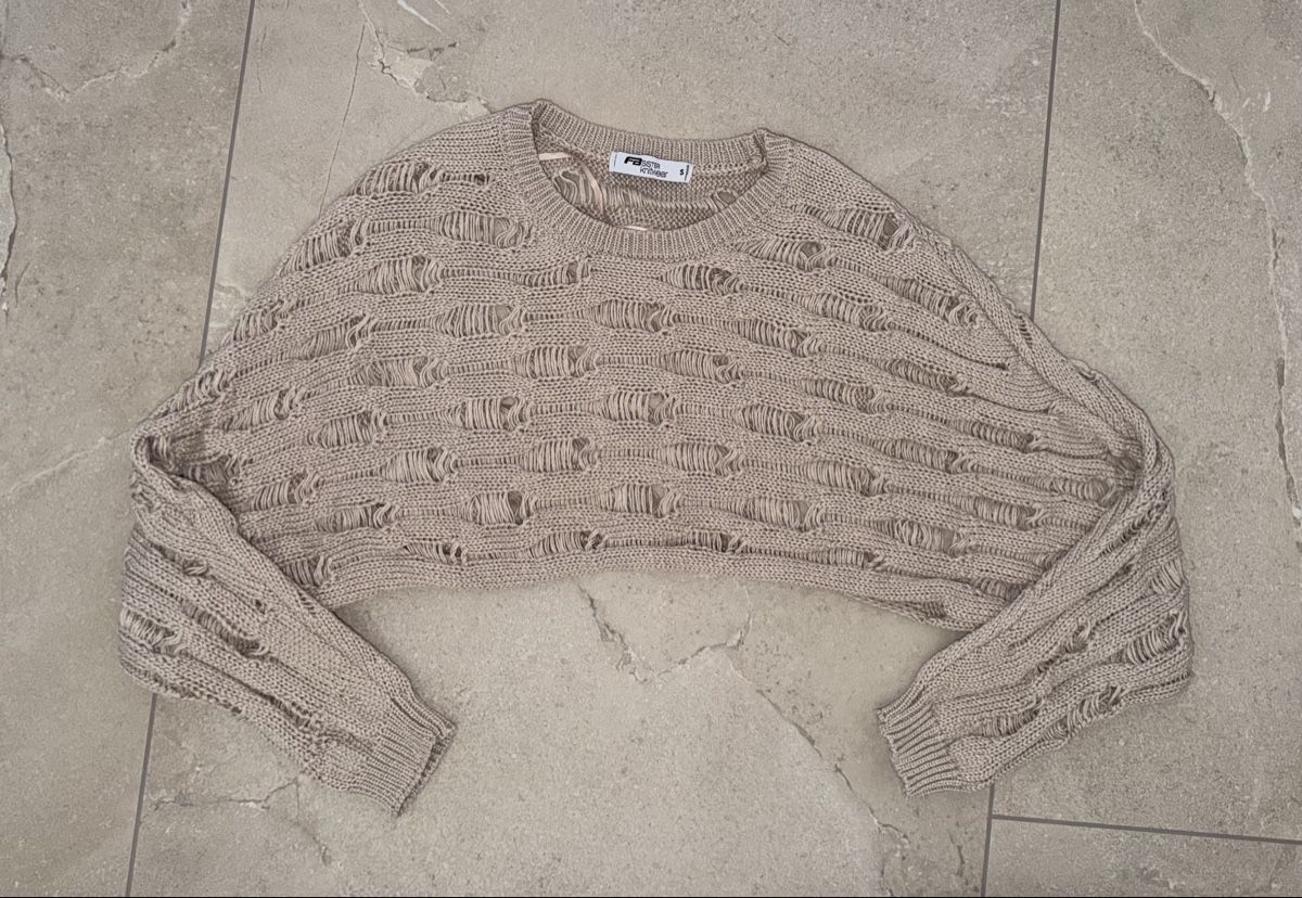 Tops: New Yorker Strickpullover Cropped Beige Grösse S – Neu (gemäss Beschreibung) aus Illnau von koko_33