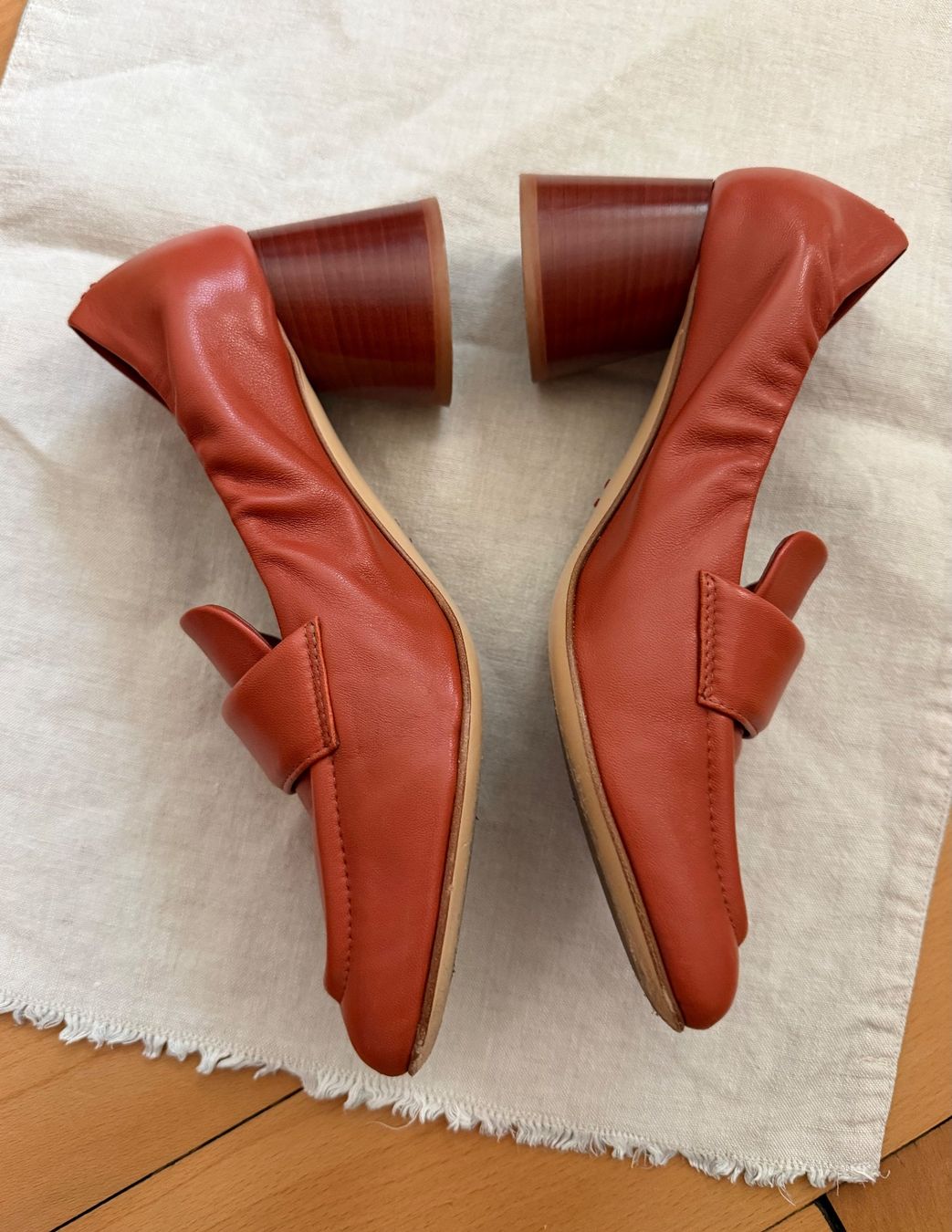 Damenschuhe: Pumps Halmanera 37 – Gebraucht aus Bern von Kitttykat 3