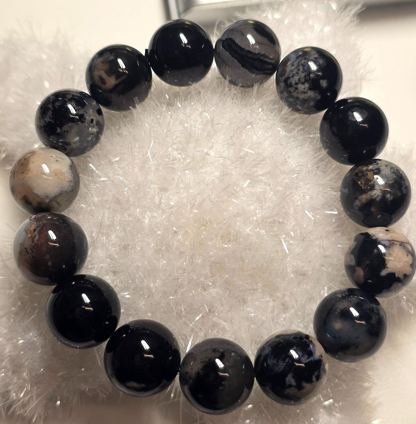 Minerali & Pietre curative: Schwarzes Blumenachat Armband C 13.7mm – Nuovo e nell'imballaggio originale da Matzingen venduto da Shay_Crystalz