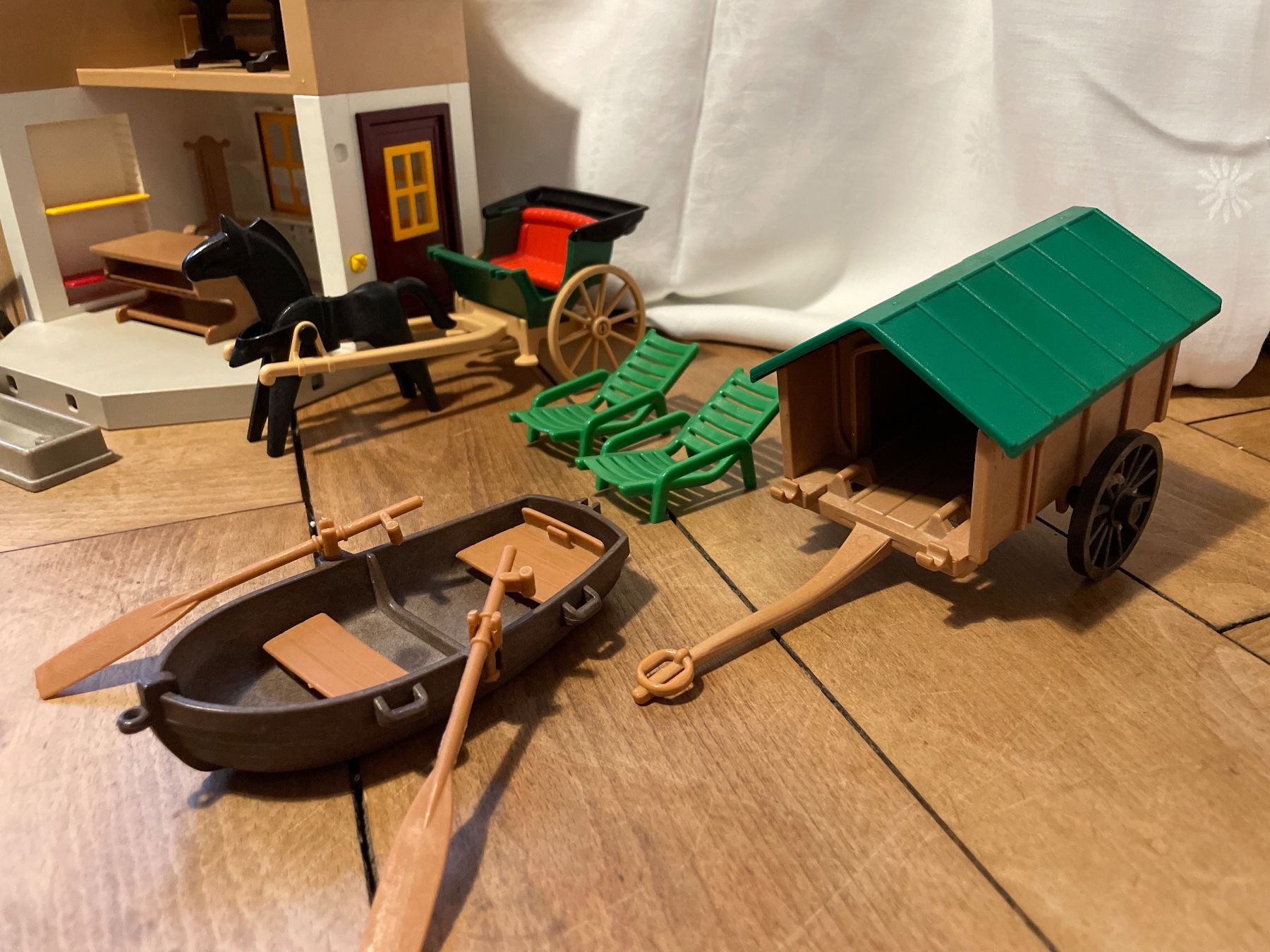 Playmobil Giocattoli: PLAYMOBIL Ferienhaus Set – Usato da Frasnacht venduto da GracyStore 2
