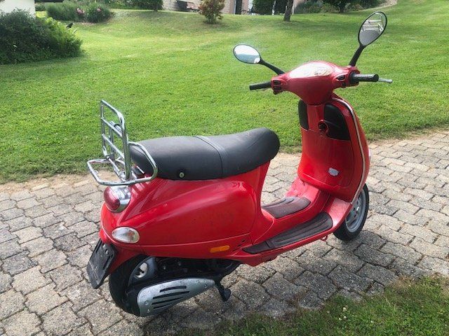 Vespa Scooters: Vespas  Piaggio 125 ET4 2002 – Gebraucht aus Chézard St Martin von schmitt 2