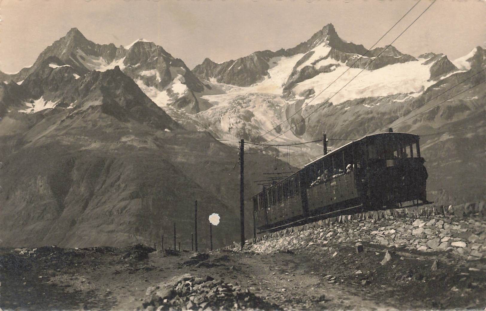 Cartoline postali: Zermatt Gornergrat VS Gornergratbahn mit Gabelhörnern zinal – Usato da Biasca venduto da Blenio71