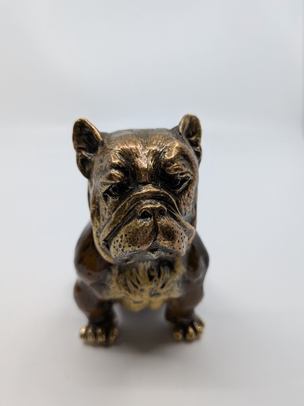 Statuette: Bulldogge – Usato da Emmen venduto da magelan 1