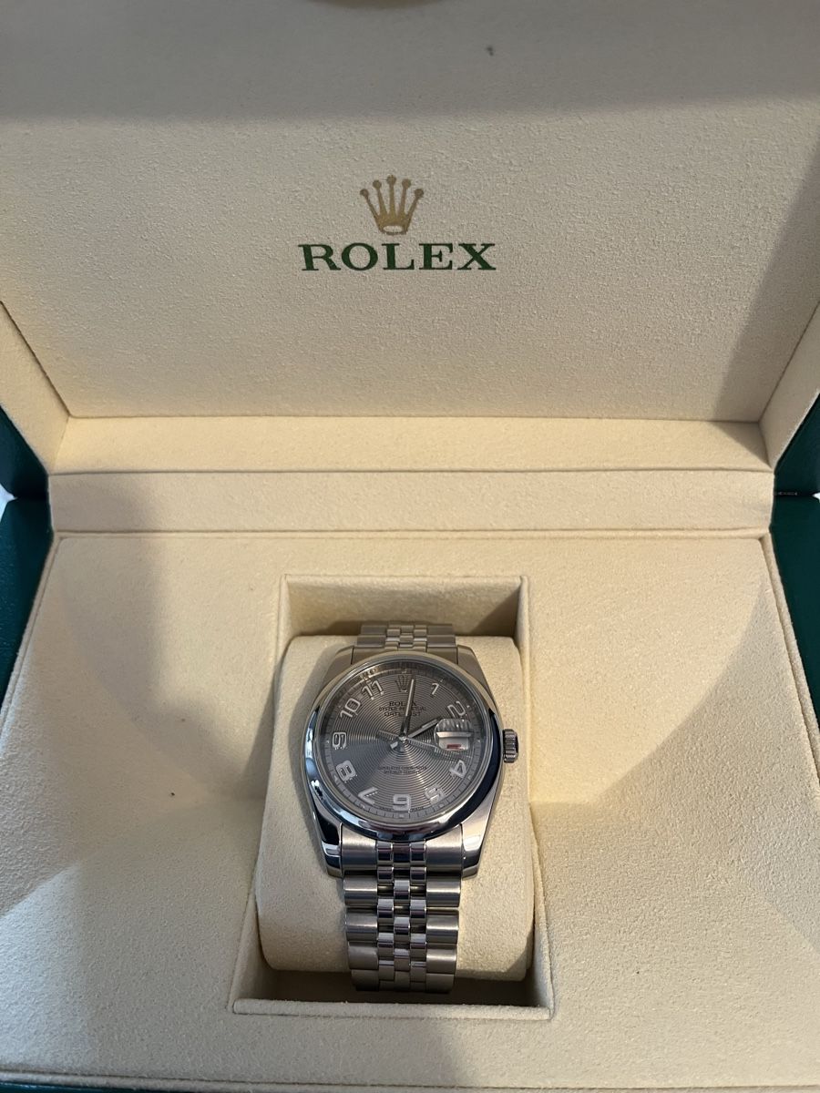 Rolex Montres: Rolex Datejust 116200 Concentric Dial with hidden clasp – D'occasion à Konolfingen par yannick_925