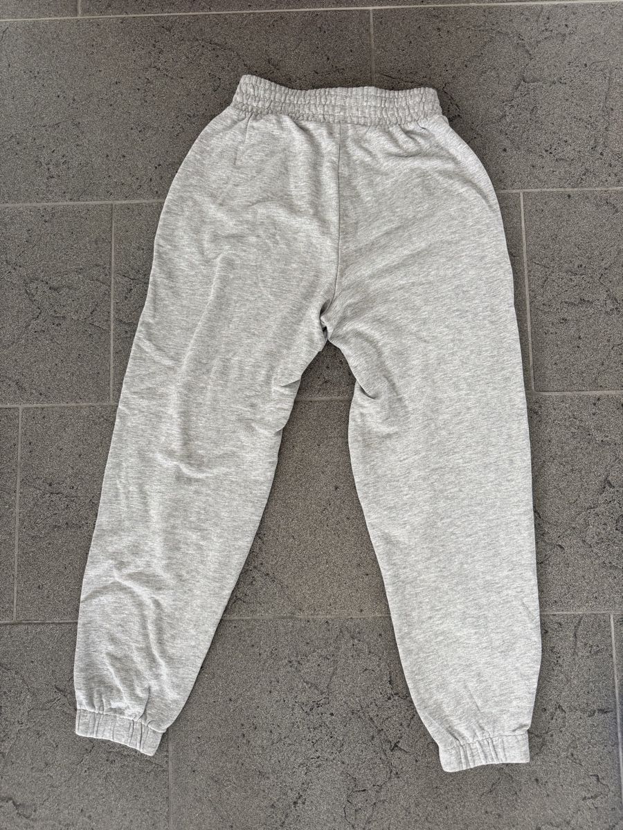 Bershka Hosen: Jogginghose Grösse S – Neu (gemäss Beschreibung) aus Rupperswil von Nila_7 1