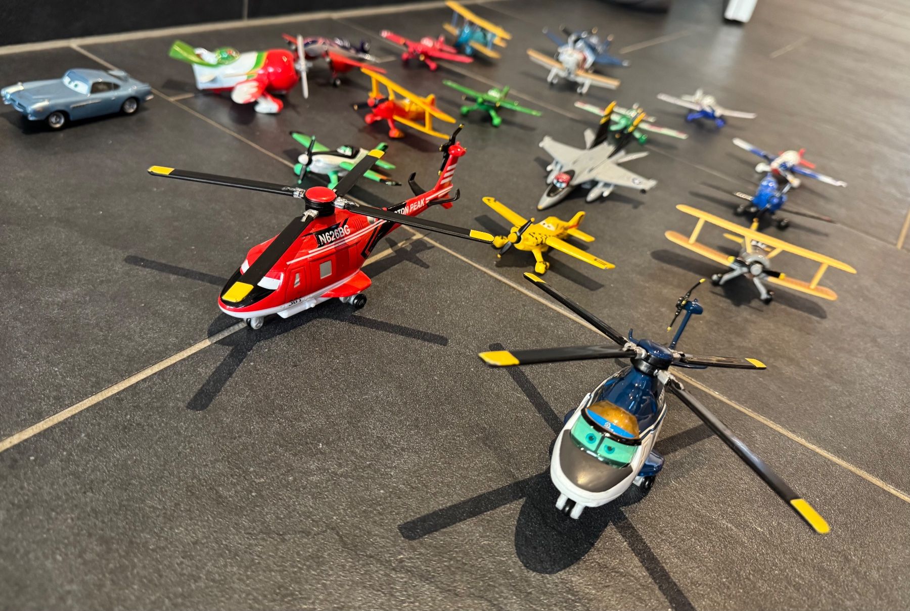 Disney Giocattoli: Grosse Disney Planes und Cars Sammlung – Usato da Erlinsbach venduto da gossip77 3