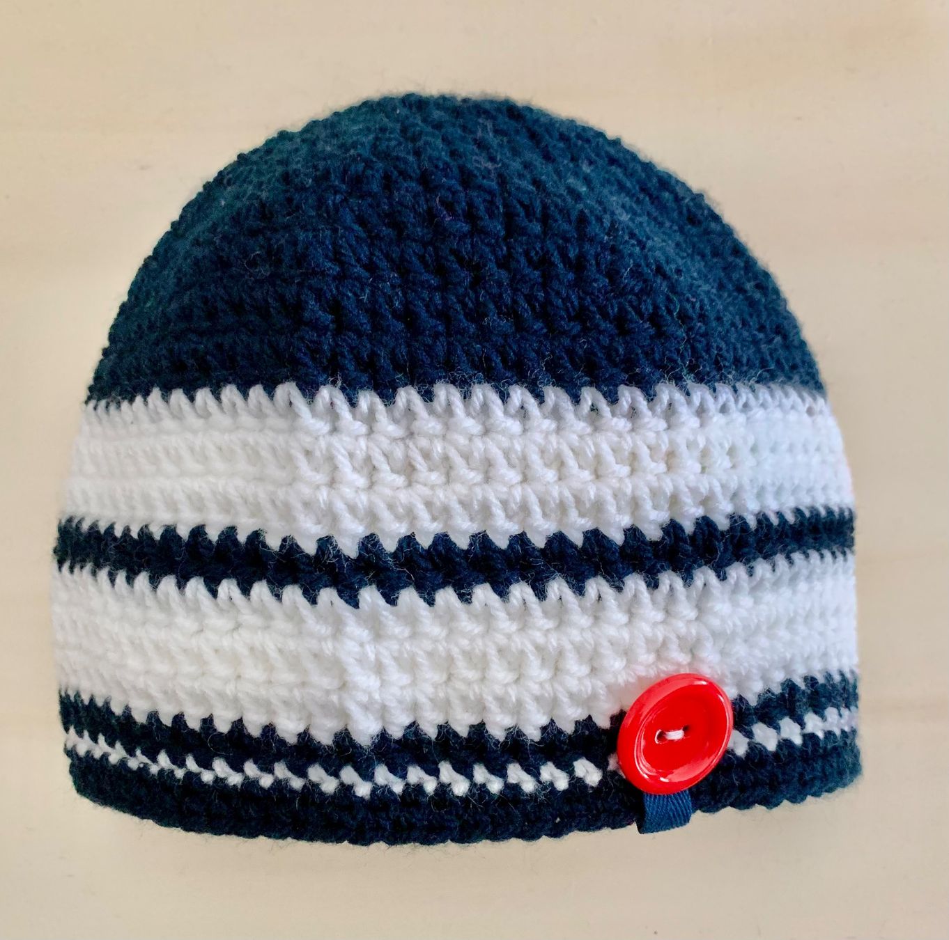 Altro abbigliamento per bambino: Kappe 3 in 1 mit oder ohne Bommel tragbar, Handarbeit – Nuovo e nell'imballaggio originale da Emmenbrücke venduto da swissmade-miracles 3