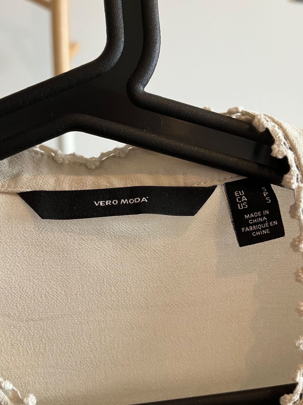 Vero Moda Camicette: Beige Bluse von Vero Moda 36 – Nuovo (secondo la descrizione) da Zürich venduto da car_cr6w 1