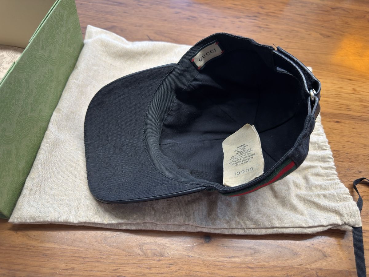 Gucci Copricapi, berretti & cappellini: Gucci Baseballmütze – Nuovo (secondo la descrizione) da Zürich venduto da TDAsker 4