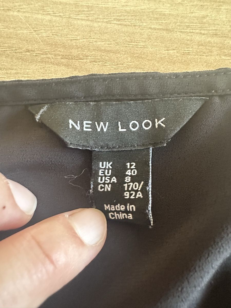 New Look Top: Haut noir T40 – Nuovo (secondo la descrizione) da Lausanne venduto da sou_w9bl 2