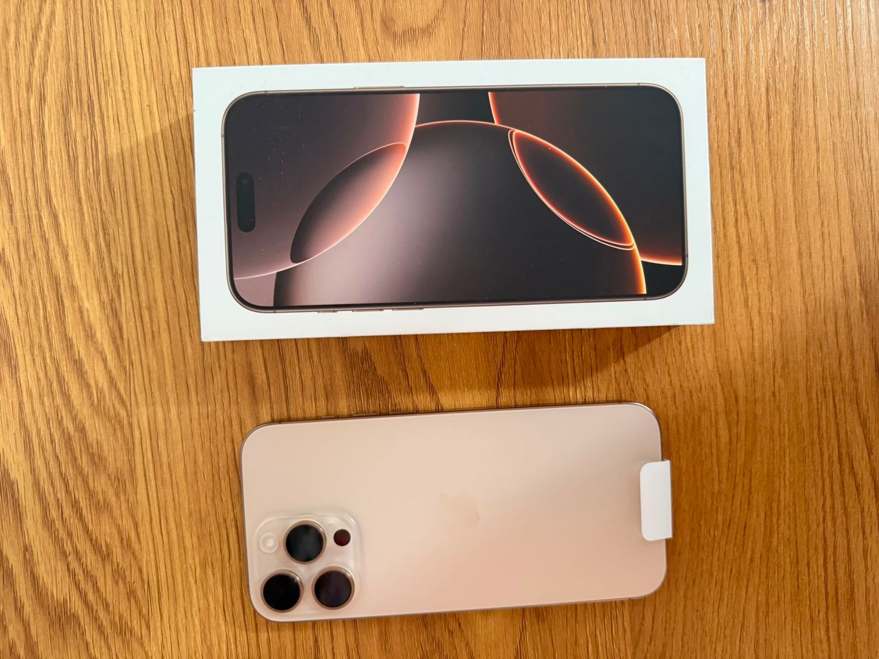 Apple Telefoni cellulari / Smartphones: Iphone 16 Pro Max 256GB Desert Titanium – Nuovo (secondo la descrizione) da Thundorf venduto da Sabesh31 2