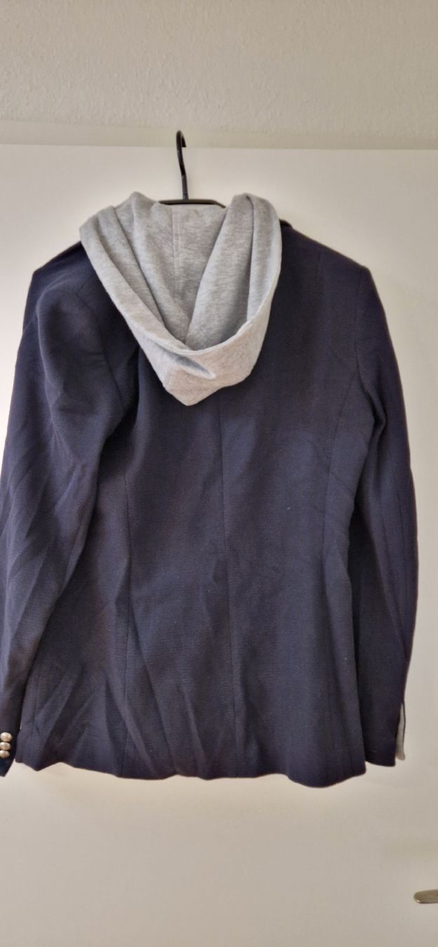 Giacche: Damen Blazer mit Kapuze, Grösse M – Usato da Urdorf venduto da sab_hz2z 3