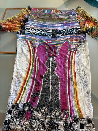 Buntes Sommertop mit Häkel-Applikationen, Gr. M