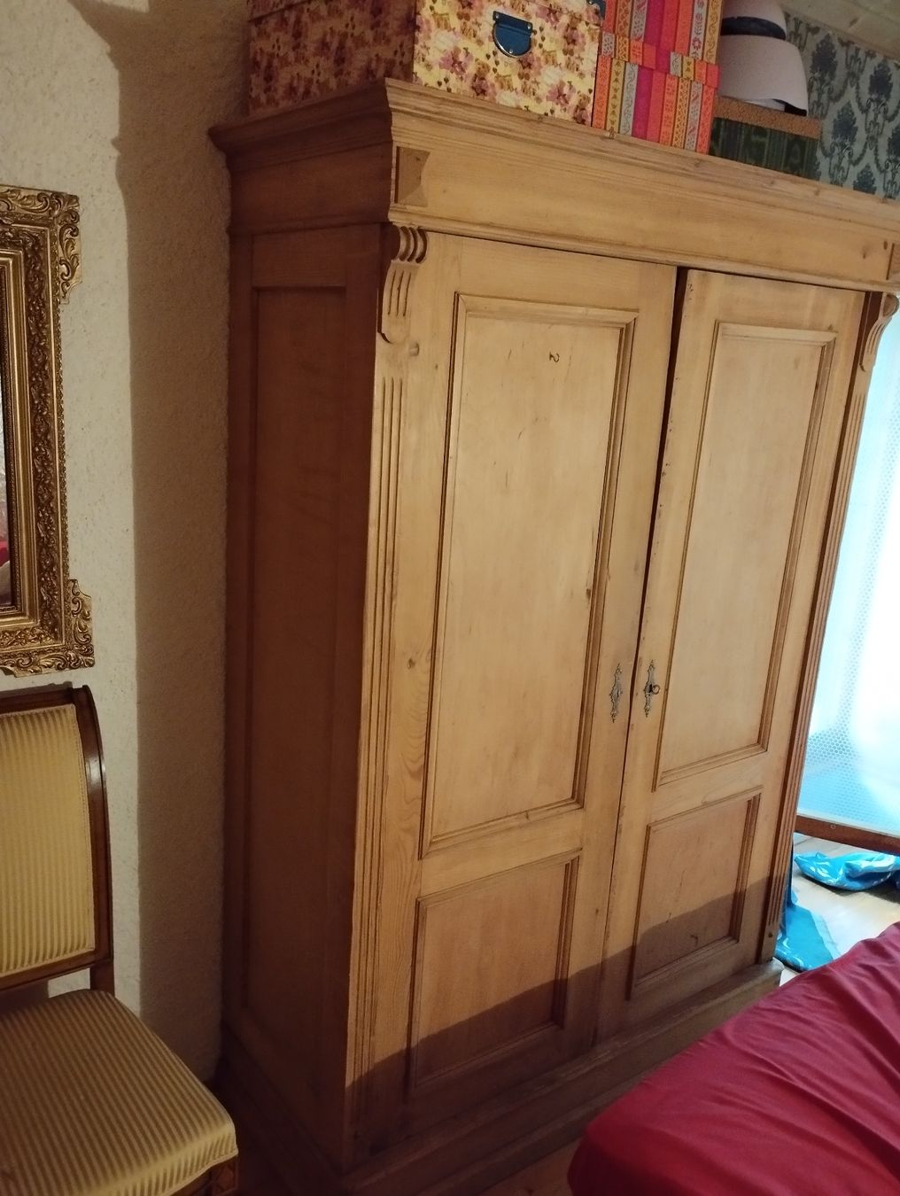Armadi: Ancienne armoire sapin massif – Usato da Némiaz (Chamoson) venduto da Patoshi 1