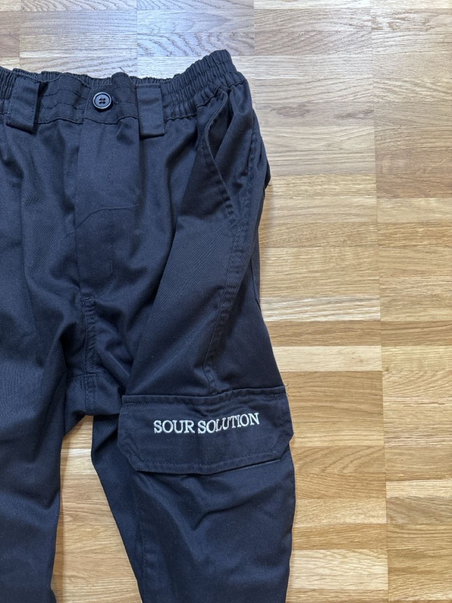 Pantalons: Sour Solution Cargo Pants – D'occasion à Zürich par lou_tk2w 1