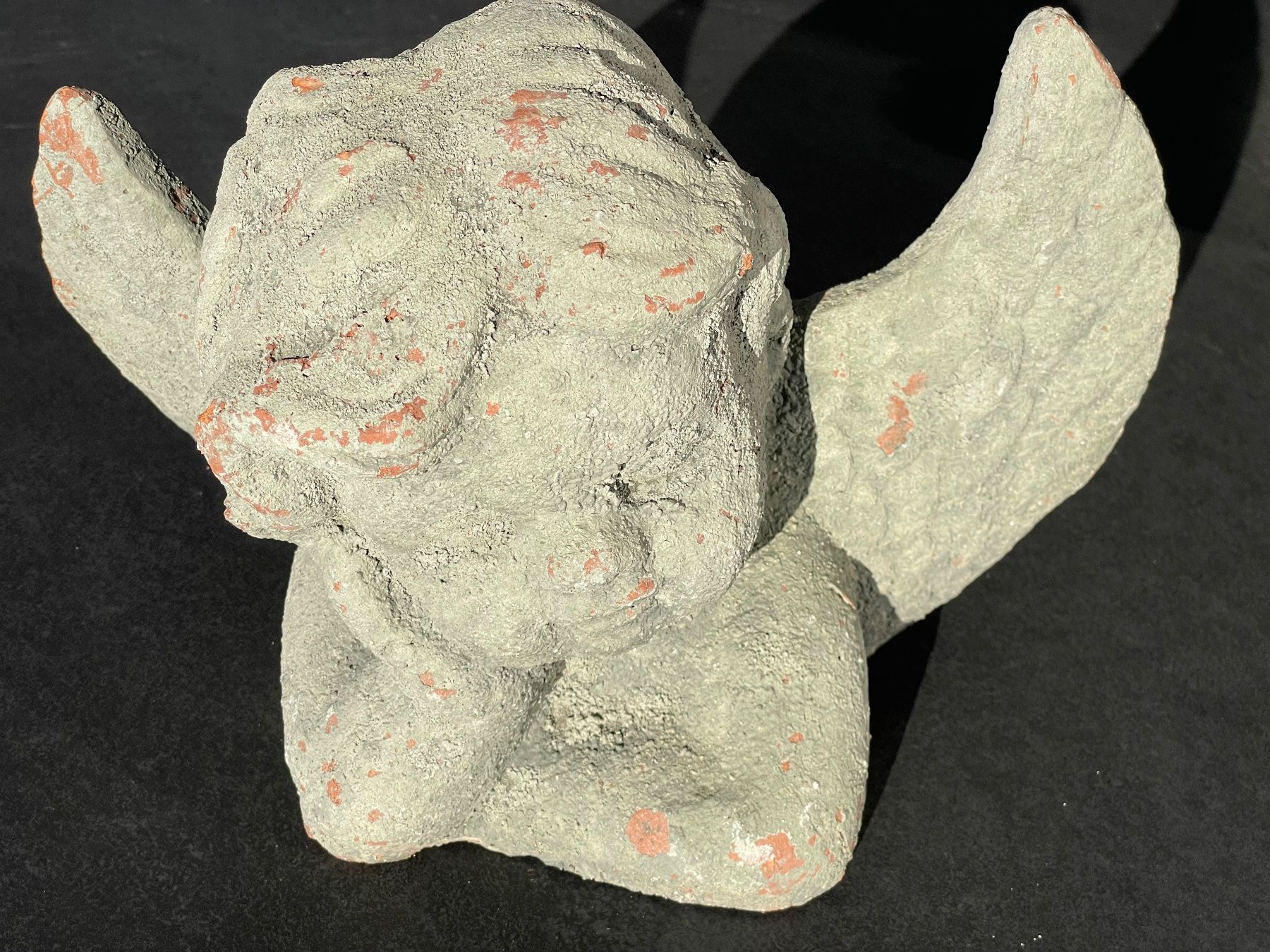 Statuette: Engel aus Stein Grabschmuck Deko – Usato da Klingnau venduto da Quasimondo