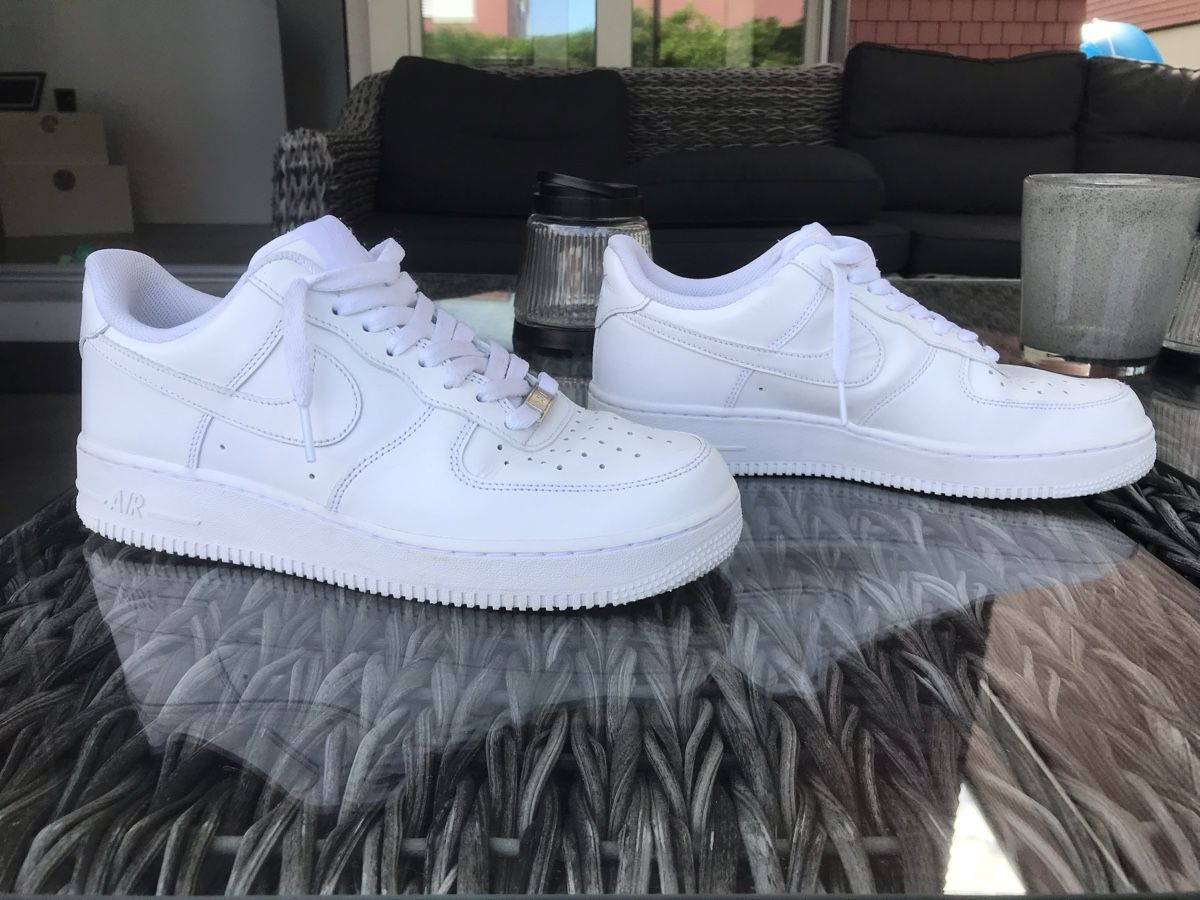 Nike Scarpe da uomo: Nike Air Force 1 Größe 42 – Nuovo (secondo la descrizione) da Frauenfeld venduto da mvd_68dv 1