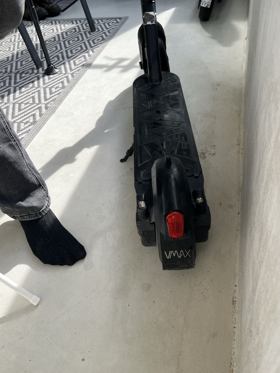 Scooters: Elektro Scooter – Gebraucht aus Horw von Flohmi10 2