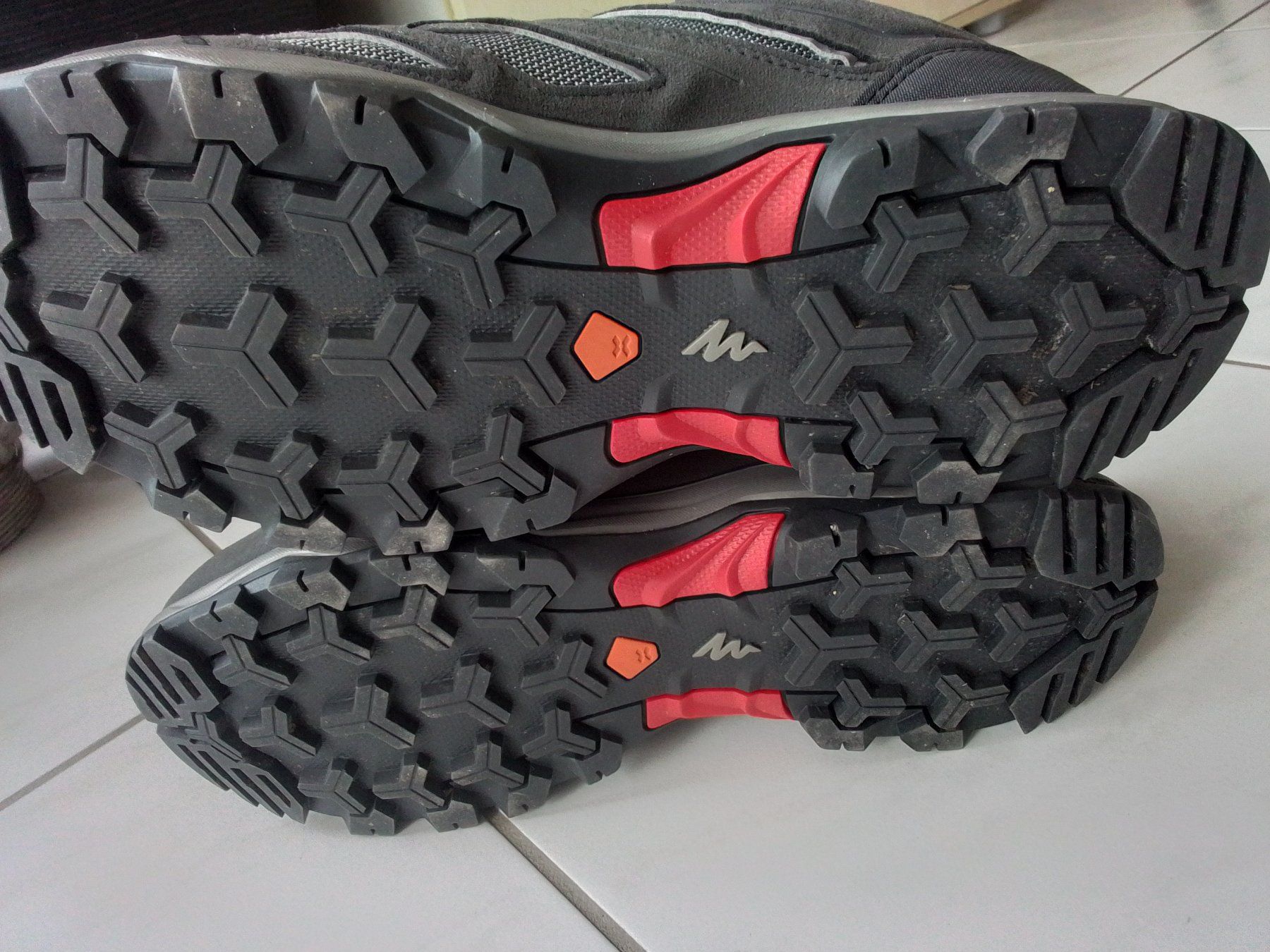 Decathlon Chaussures hommes: QUECHUA Watherproof  Schuhe Gr. 40 – Neuf (Voir description) à Heimberg par sunny1970 4
