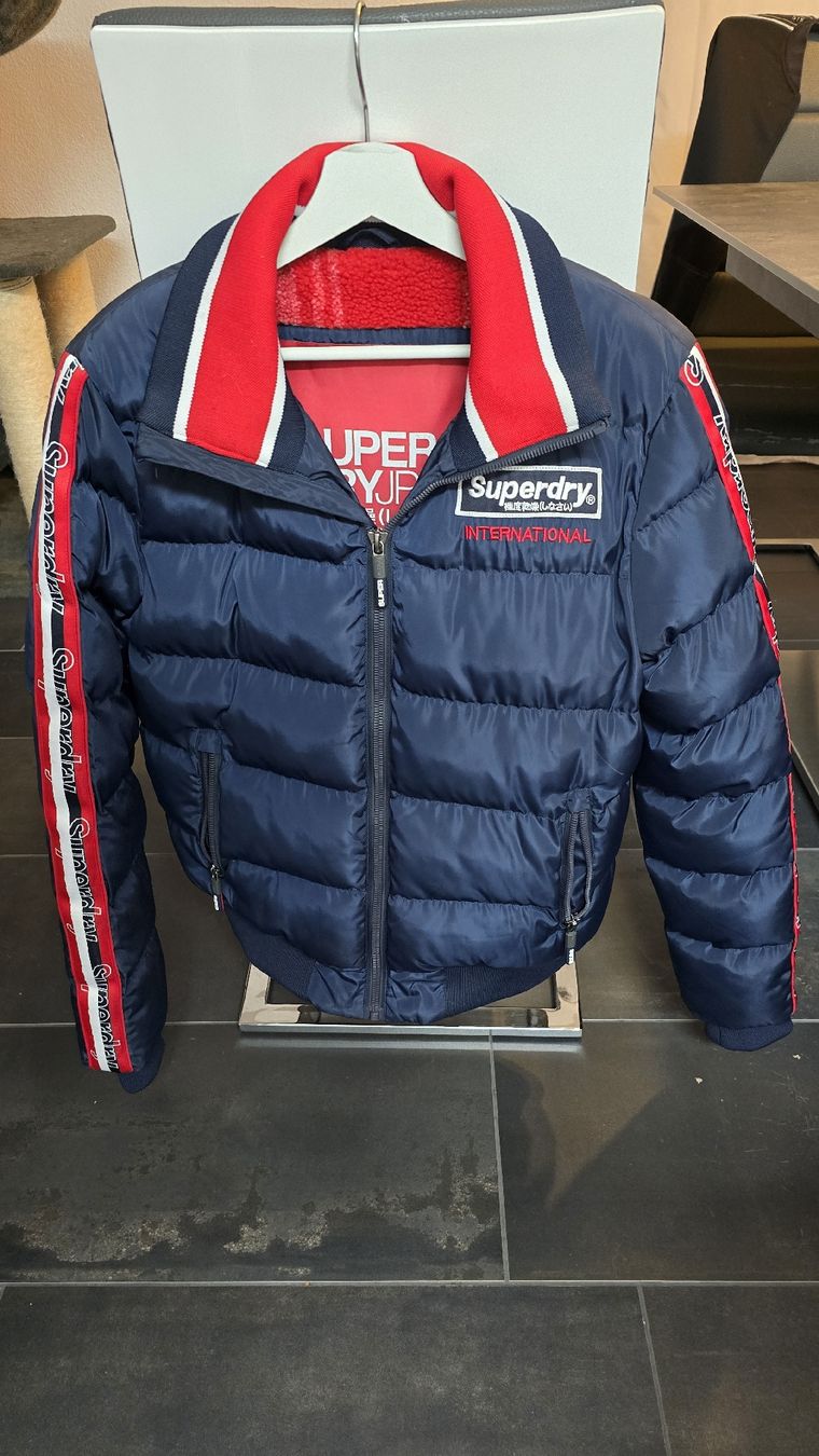 Superdry Giacche: Superdry Winterjacke, Gr.M – Usato da Mägenwil venduto da sam_5q7h 1