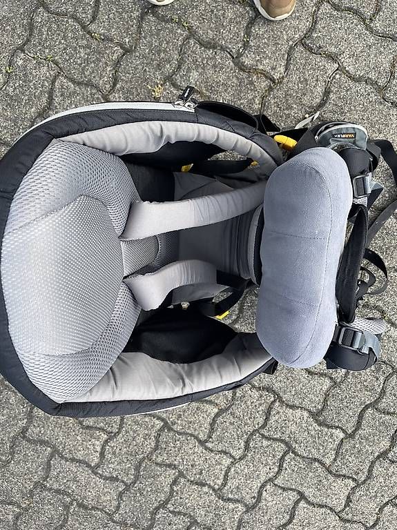 Deuter Zaini: DEUTER Kindertrag-Rucksack wie neu – Usato da Uttwil venduto da buob01 2