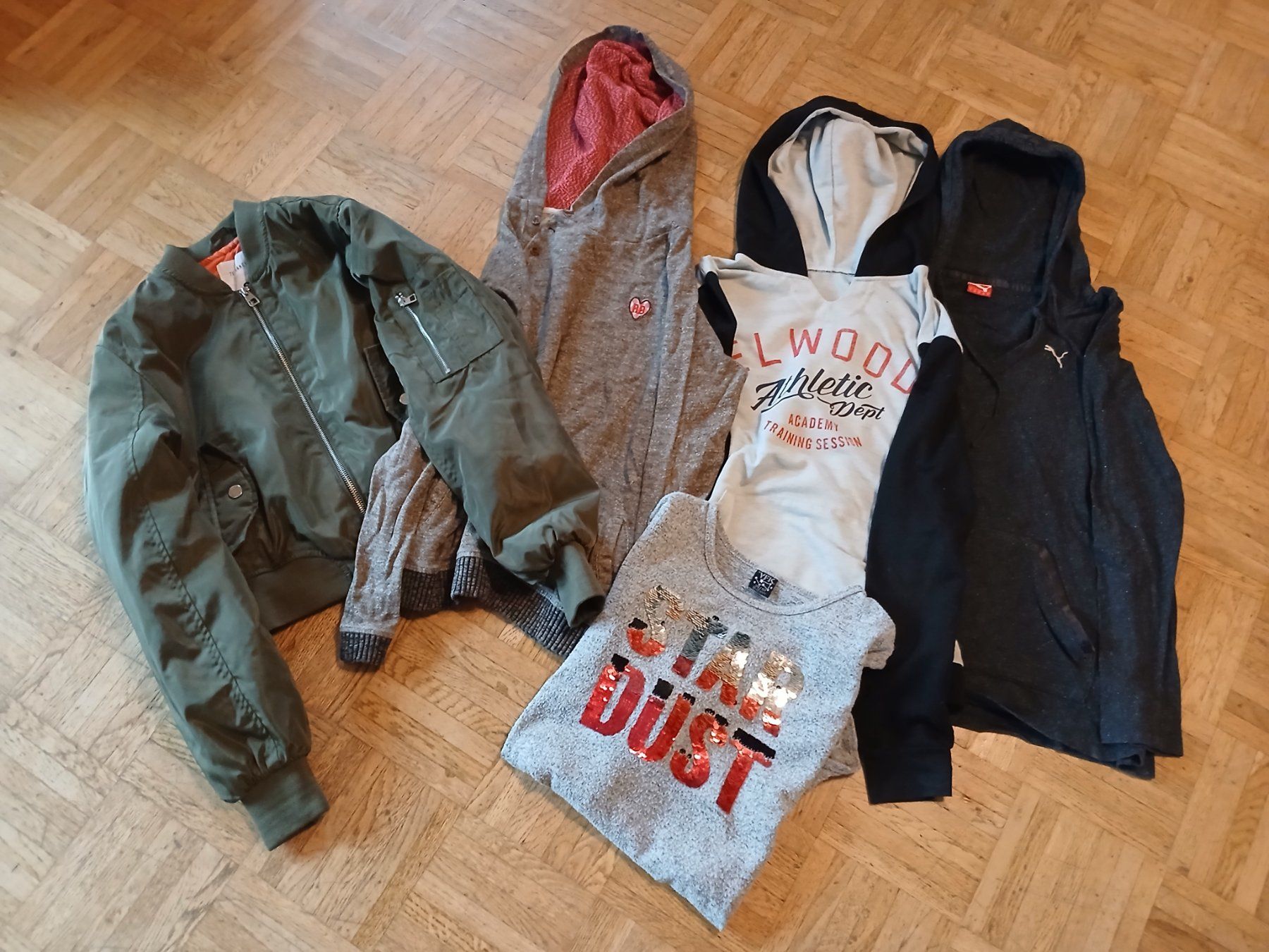 Lotti & Set di vestiti: Colles Kleiderpaket Grösse 152 – Usato da welschenrohr venduto da sinaela 2
