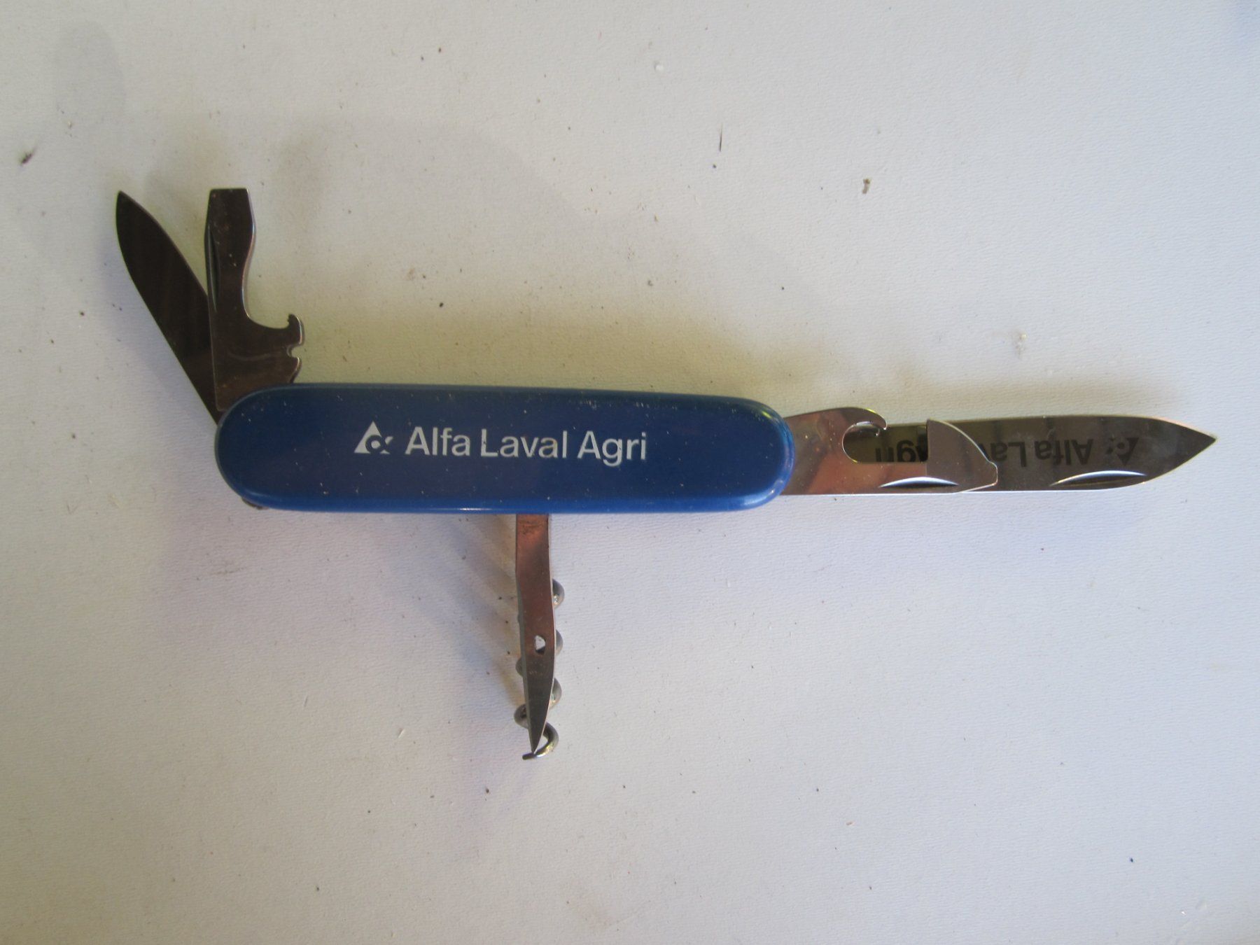 Couteaux de poche: Sackmesser blau – D'occasion à Weier im Emmental par waefler03 1