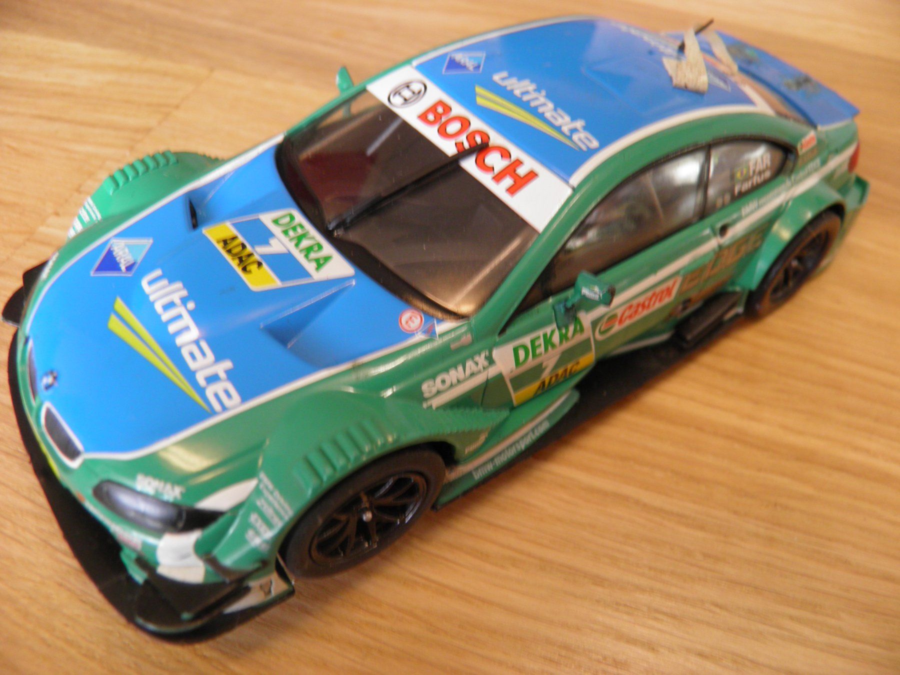 Carrera Piste: Carrera Digital 132 BMW M3 DTM – Usato da Lachen SZ venduto da Hojasuka